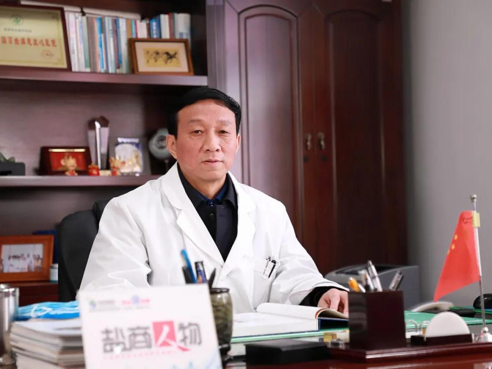 鹽商人物第18期丨專訪建陽(yáng)眼科醫(yī)院院長(zhǎng)葛正光：精醫(yī)重德，科技強(qiáng)院